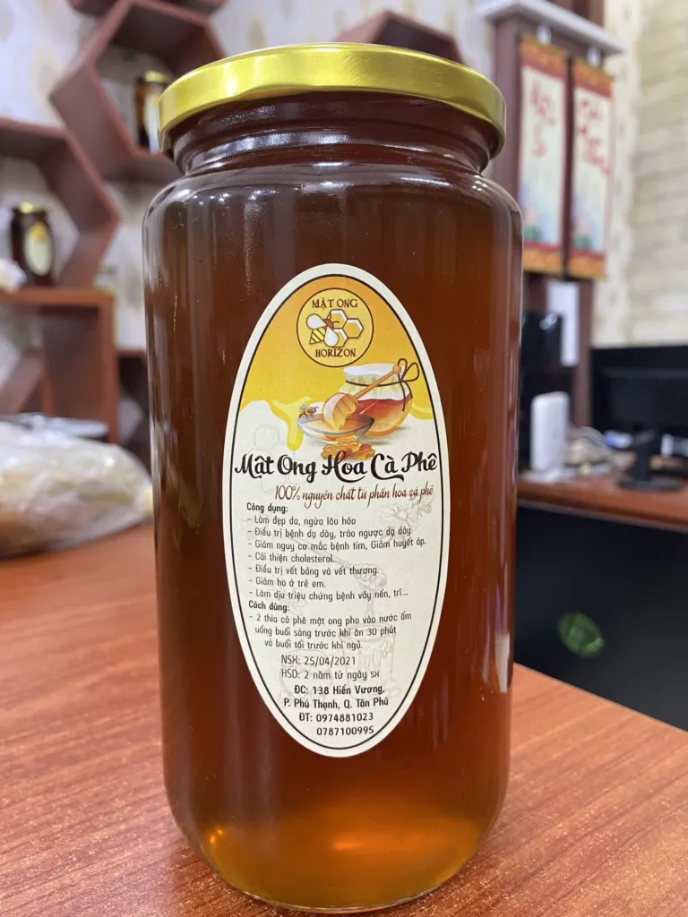 Mật ong hoa cà phê, hoa vải và hoa nhãn khác nhau thế nào 5 Z3305272104039_7751b18eec9029d1ab83629b1d91d150